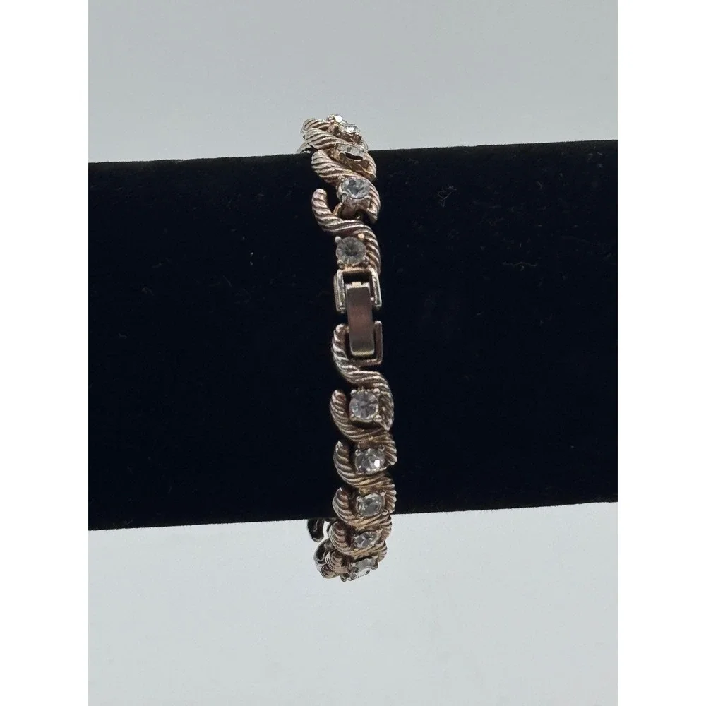 Vintage Rhinestone Link Bracelet Gold Tone Swirl Chunky‎ Retro Glam